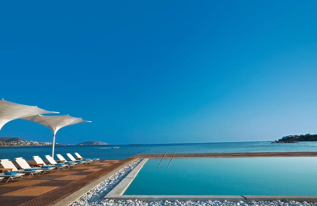 Grand Resort Lagonissi