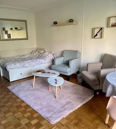 Grand studio avec terrasse et jardin