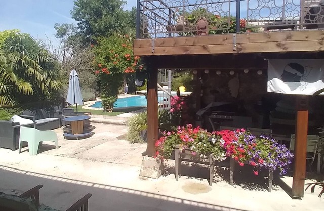 Grande Maison Avec Piscine