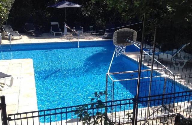Grande maison avec piscine