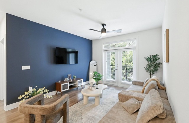 Grayson 13012 Luxury Living DT Fort Worth 2B2B