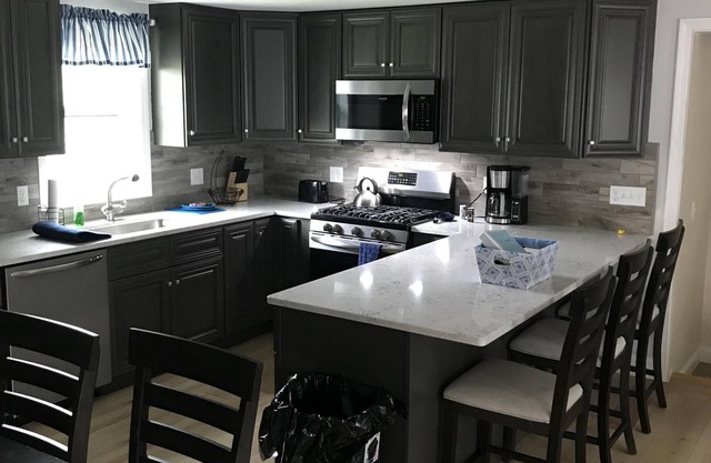 Great Family Getaway! Minutes to Attractions and Downtown!