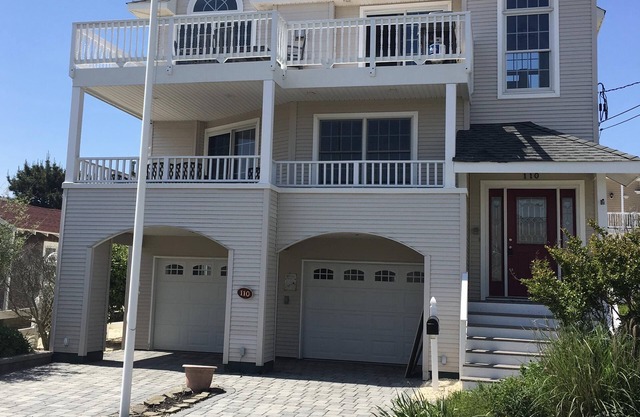 Great Family House - Ocean Block Close to Everything on LBI!