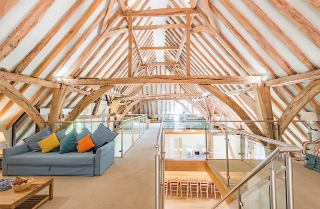 Great Higham Barn by Bloom Stays - sleeps 26 guests in 7 bedrooms