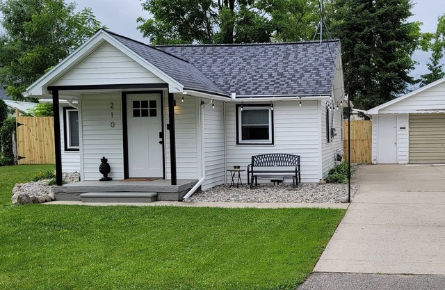 Great location for outdoor activities; swimming, UTV, ATV, hunting, fishing.