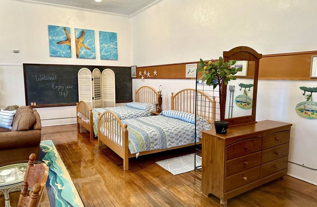 GREAT LOCATION FOR A HOMEBASE TO EXPERIENCE ALL NORTHERN MICHIGAN HAS TO OFFER!