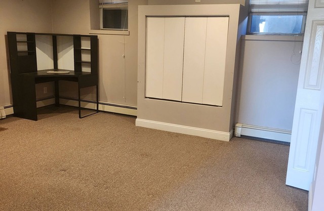 Great location, Longterm or short term rental in Charlestown