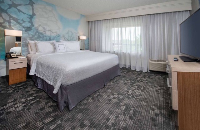Great Location Near Lehigh Valley Int'l Airport! Pet-friendly!