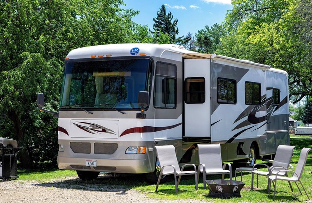 Great RIver Road Class A RV with campsite and full hookup on Mississippi backwaters