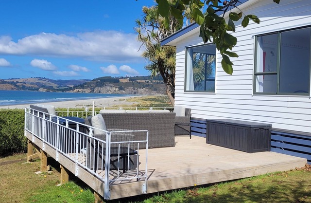 Great sea views and easy beach access