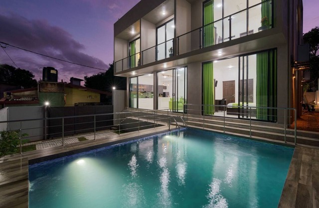 Green Vibe - Two-Bedroom Deluxe Apartment in Colombo