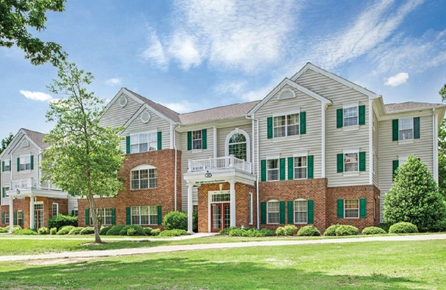 Greensprings Vacation Resort, Williamsburg, VA, spacious 2 bedroom condo
