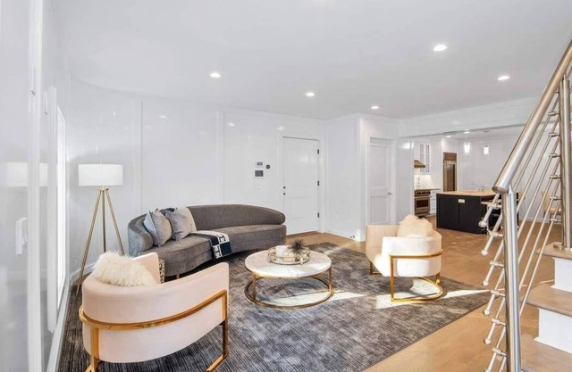 Greenwich Hotel Alternative/Boutique Living - Fully Loaded- Turn Key 1B