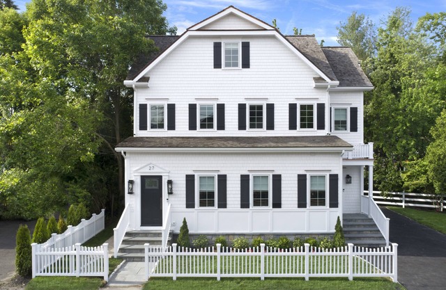 Greenwich Proper Brand New Home - 5 minutes to town and train - Must See!