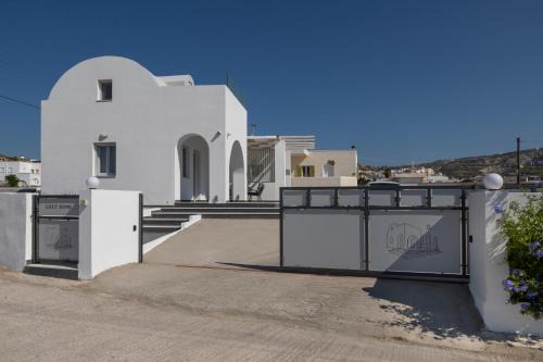 GREY DOME SANTORINI