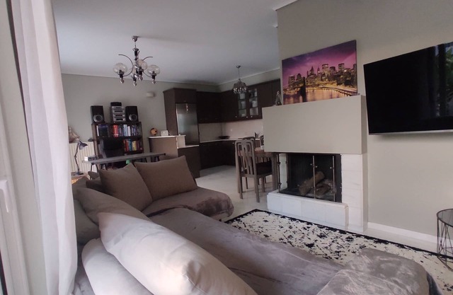 Grey Stones & Balcony:n2-bedroom apartment in lovely Patra with WiFi, AC