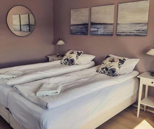 Grindavik Guesthouse self check in & out