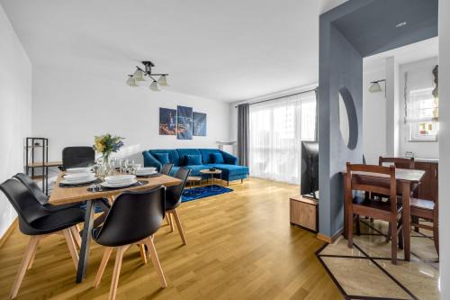 Grochów Apt - Terrace, Parking - By Rentujemy