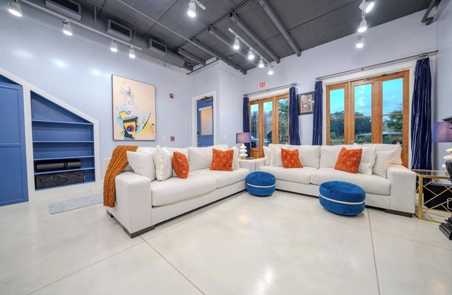 Ground Floor/Waterfront on The Rez in Madison!
