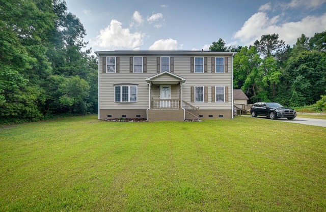 Group-Friendly Myrtle Beach House w/Deck