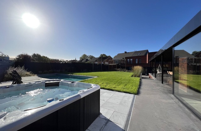 Group home with swimming pool and wellness