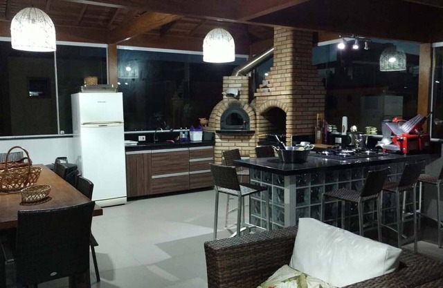 Guarujá Cove Coverage! 2Frames Beach. Pool, Firewood Oven and Barbecue