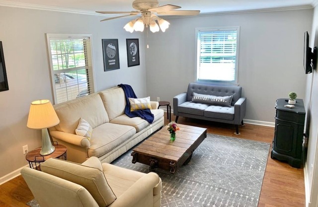 Guest Favorite! Perfect Location Between SAV & TYB