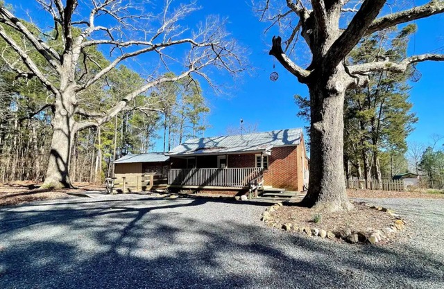 Guest House at Jordan Lake