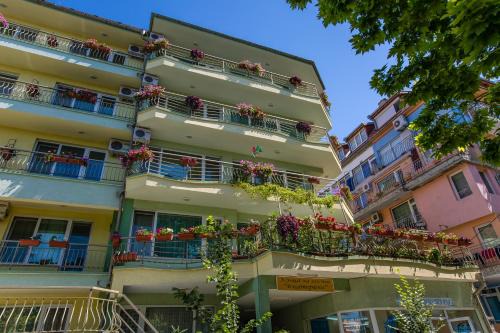Guest House , Ekaterina"