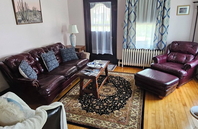 Guest house, Private and secure.