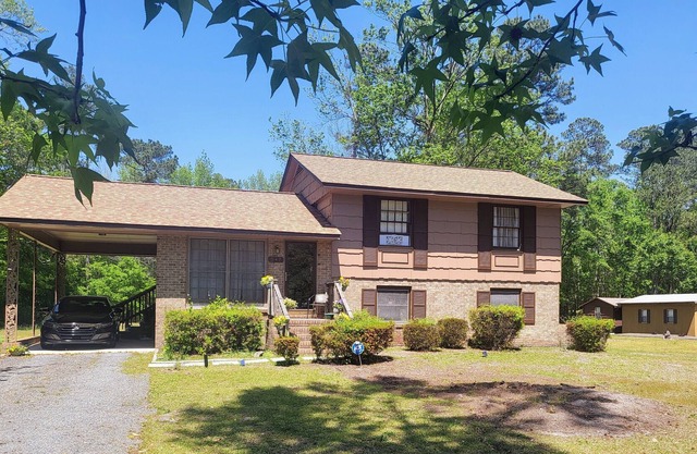 🌈guest room PET FRIENDLY ONLY 1.4 MILES FROM I-95