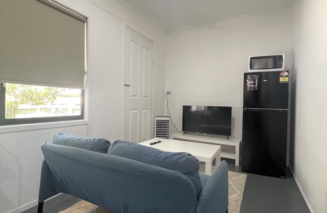 Guest Suite 2 Bedrooms & Private Bathroom, Kitchen