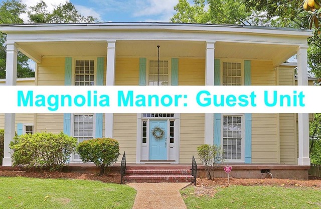Guest unit of Magnolia Manor: The Tiny Getaway