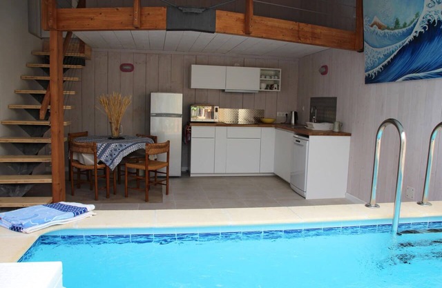 Guesthouse with private indoor pool and terrace