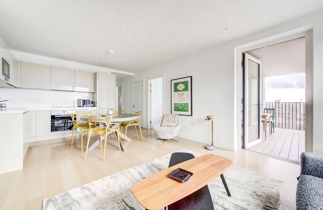 GuestReady - Chic Urban Haven in Walworth