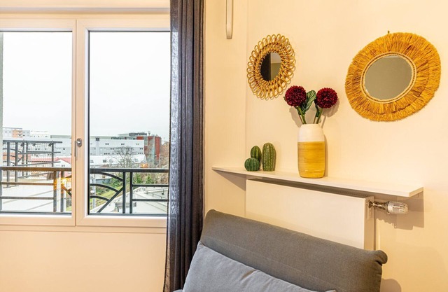GuestReady - Green sage near Bauer Stadium