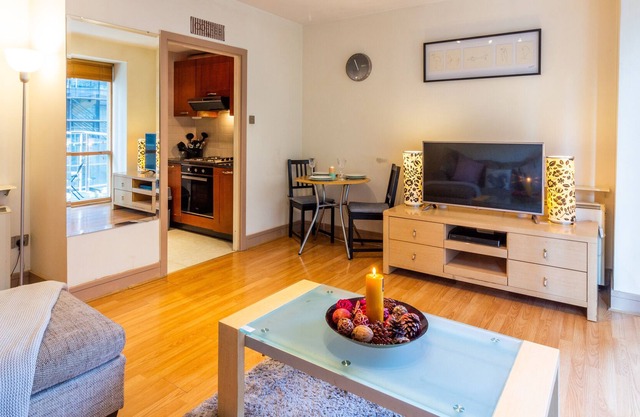 GuestReady - Modern Apartment on Dockmill