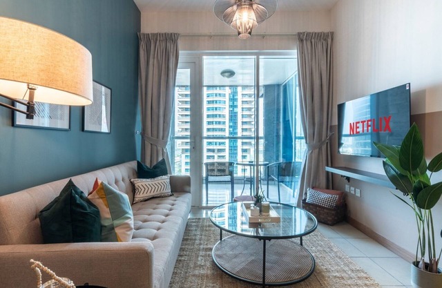 GuestReady - The Reflections at Dubai Marina