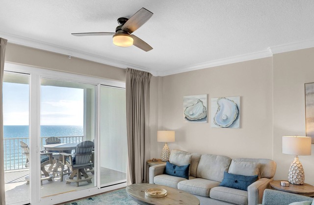 Gulf Front Condo | Outdoor Pool & Grill!