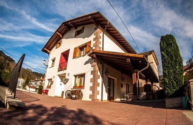 Gure Lur cottage for 8 people