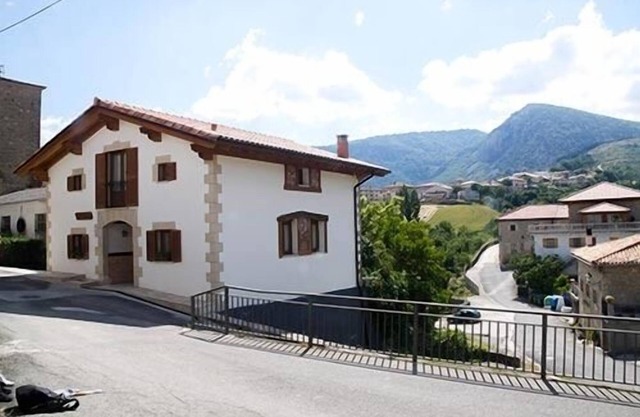 Gure Txokoa cottage for 8 people