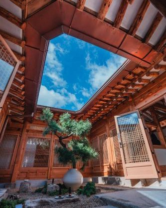 Gyedong Hanok 125