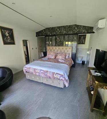 hébergement privée Jaccuzzi en supplément