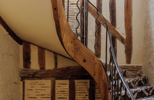 Hôtel Cloître - Entrée autonome, réception en ligne - Encore Mieux