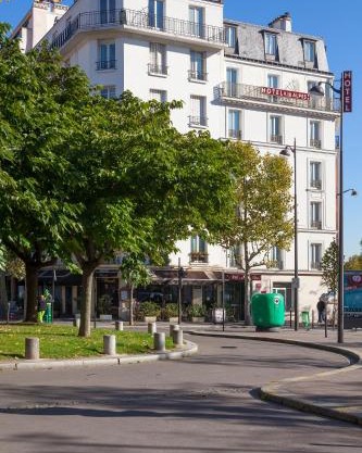 Hôtel de la Place des Alpes