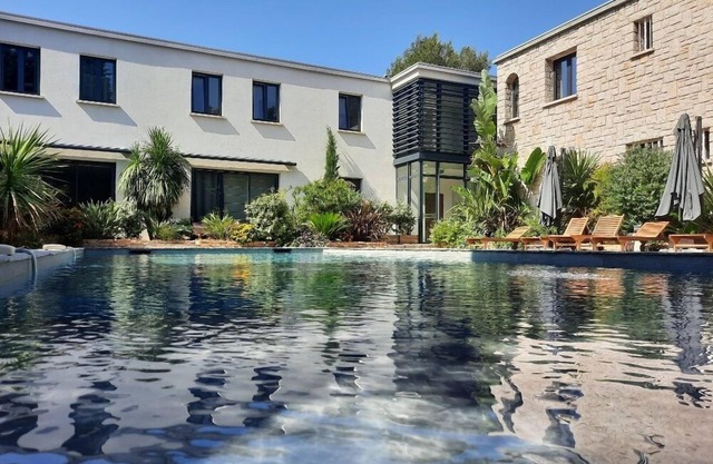 Hôtel Particulier Cassis Parking gratuit Piscine chauffée