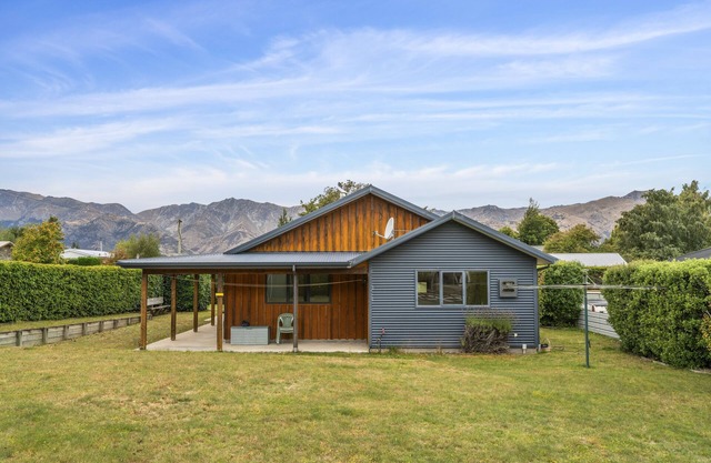 Hāwea Delight - Lake Hāwea Holiday Home