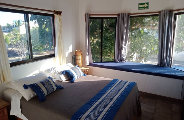 Hacienda de Palmas: Room #2 Cupola with one queen size bed