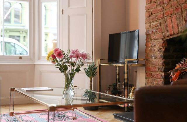 Hackney Habitat - Designer home & Sauna