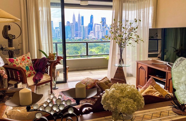 Halal Luxe: 2BR Iconic KL Views w Full Kitchen